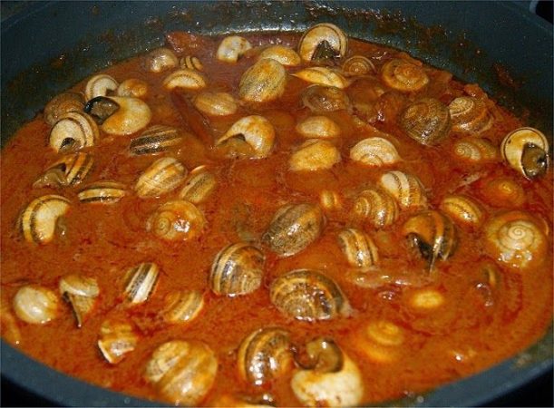 Ingredientes de la receta de cabrillas en salsa de tomate para 4 personas