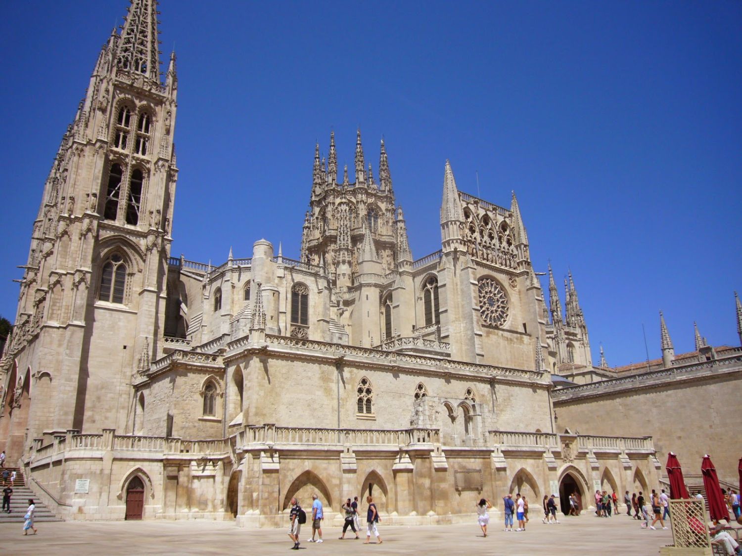 La Catedral de Burgos: recorrido por una belleza gótica en Castilla y León