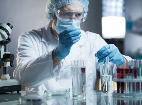 Científicos españoles hallan la llave genética del lupus y abren la puerta a nuevos fármacos Científicos españoles hallan la llave genética del lupus y abren la puerta a nuevos fármacos