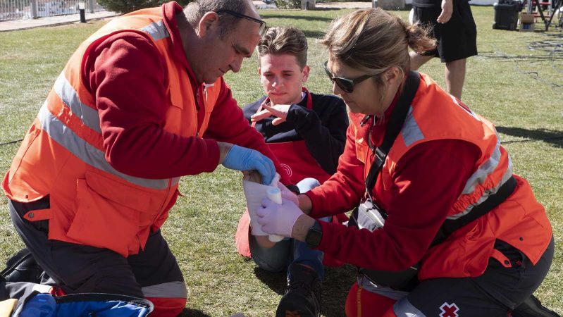 'MasterChef' hace historia al expulsar a un concursante con inmunidad 9 Merca2.es El equipo medico atiende a Luca Merca2.es