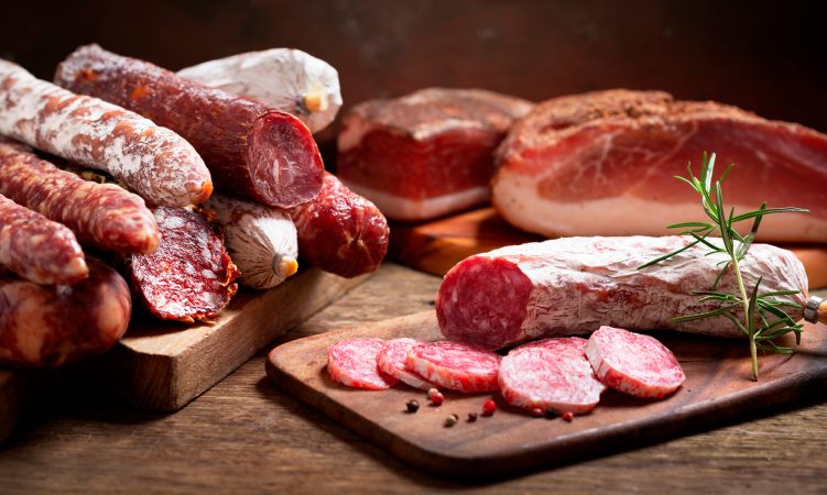 La última conclusión de la OCU: este es el embutido más saludable que puedes comprar a día de hoy en el supermercado 9 Merca2.es Embutidos Merca2.es