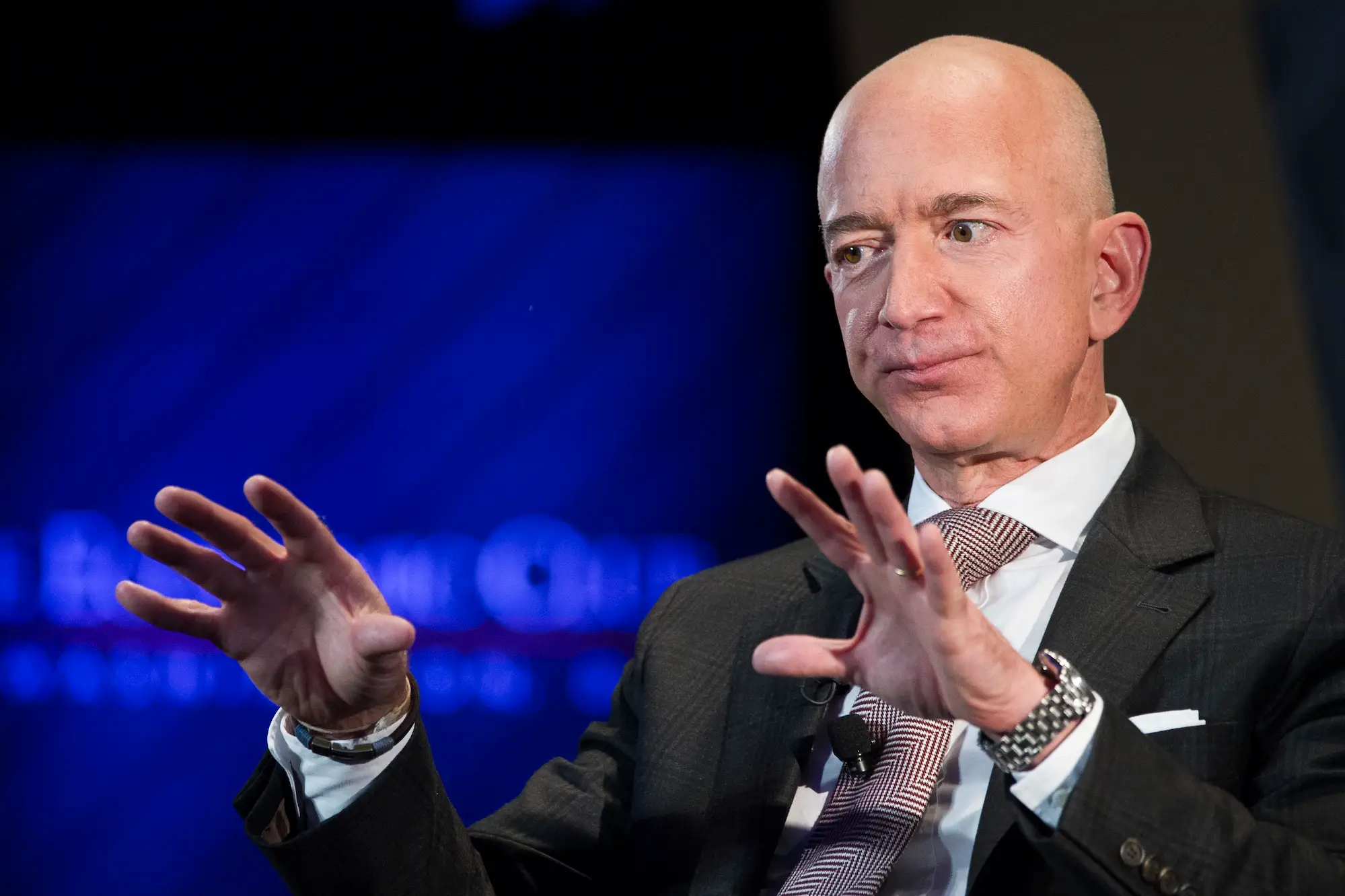 Jeff Bezos: así creó el mercado online más grande del mundo 1 Merca2.es La vida de Jeff Bezos antes de Amazon