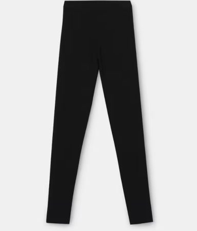 El Corte Inglés nos 'regala' estos básicos de armario para llevar a diario 1 Merca2.es Leggings básico de mujer el corte ingles
