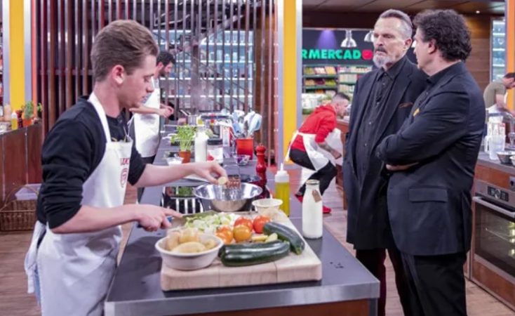 Cuando le ofrecieron a Miguel Bosé la posibilidad de probar el plato