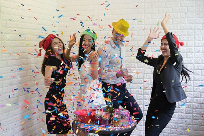 Otras actividades que hace la mujer española de 109 años: socializar y celebrar cada momento