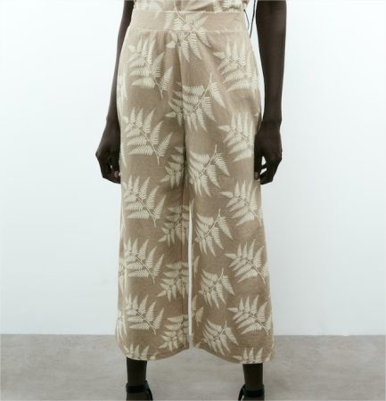 Elegante, en negro y por solo 17,99 €: El Corte Inglés tiene el pantalón perfecto como fondo de armario 2 Merca2.es Pantalón efecto lino el corte ingles