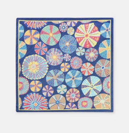 Pañuelo azul estampado el corte ingles