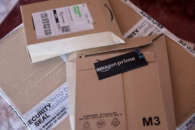 Amazon paga a sus clientes por ir a recoger su pedido 25 Merca2.es Paquetes de Amazon