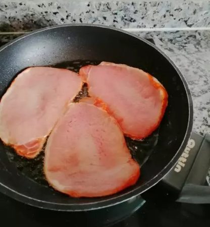 Original plato de cinta de lomo con brevas al Pedro Ximénez 37 Merca2.es La calidad y variedad de ingredientes distingue a la gastronomía española