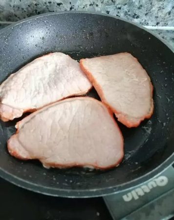 Original plato de cinta de lomo con brevas al Pedro Ximénez 41 Merca2.es Ingredientes para una ración de cinta de lomo con brevas al Pedro Ximénez