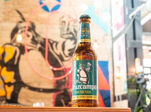 Presentación Tremenda en Factoría Cruzcampo (2) Presentación Tremenda en Factoría Cruzcampo