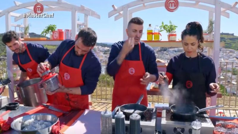 'MasterChef' hace historia al expulsar a un concursante con inmunidad 8 Merca2.es Prueba de exteriores