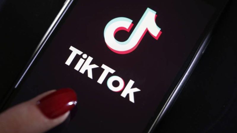 TikTok, sin duda, influye en el modo en que se comportan y viven los usuarios