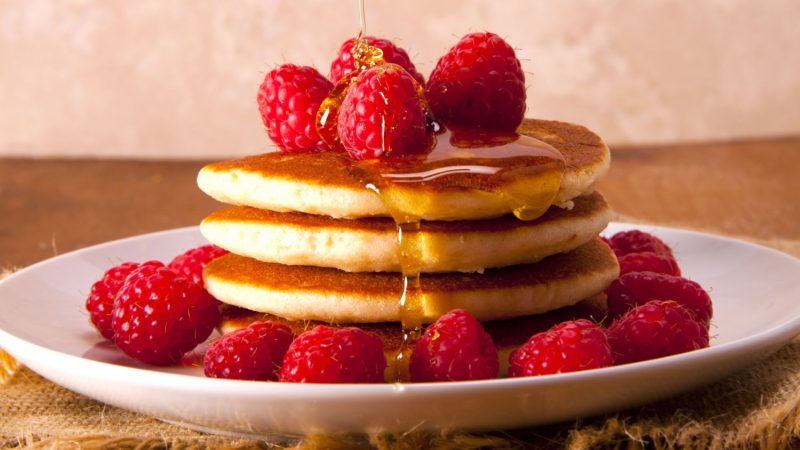 Preparación en la sartén de las tortitas caseras