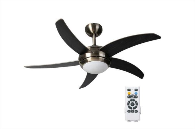 Ventilador de techo con luz LED integrada en madera Habana Motor DC El Corte Inglés