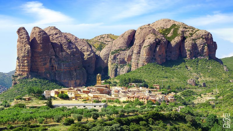 Esta Semana Santa no te quedes sin destino: 7 pueblos remotos que visitar 3 Merca2.es Semana Santa pueblos