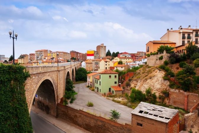 El alquiler supera el 30% de los ingresos del hogar y ahoga a las familias 1 Merca2.es alquiler 1 Merca2.es