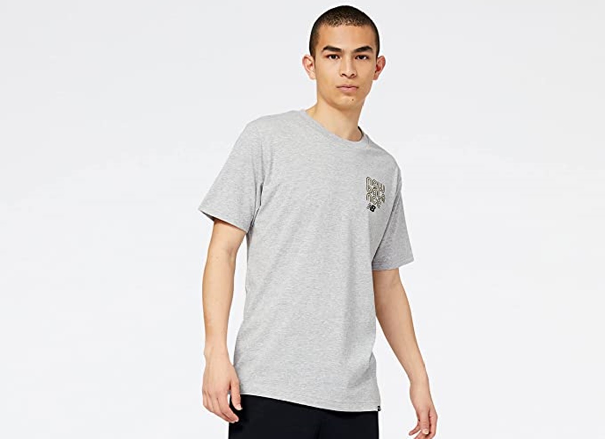 Esta camiseta de New Balance solo cuesta 17,63 euros en Amazon y es perfecta como fondo de armario