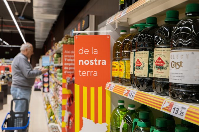 Los agricultores catalanes aumentan su facturación a Caprabo: más de 36 M€ 1 Merca2.es Caprabo y su estrategia por los productos de proximidad