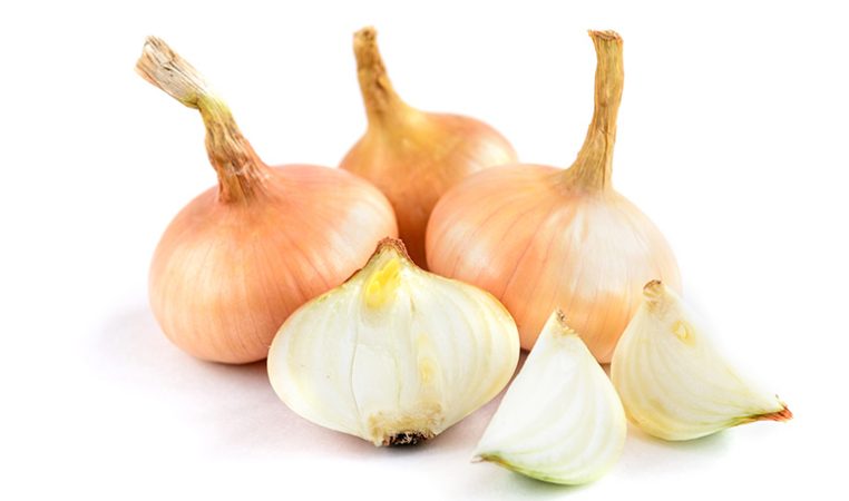 Bicarbonato: el truco casero eficaz para acabar con las cucarachas en casa 51 Merca2.es cebolla Merca2.es