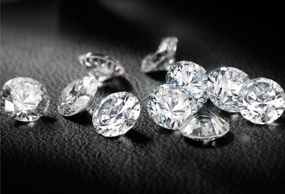 La Unión Europea, Estados Unidos y Reino Unido restringen el comercio de diamantes rusos