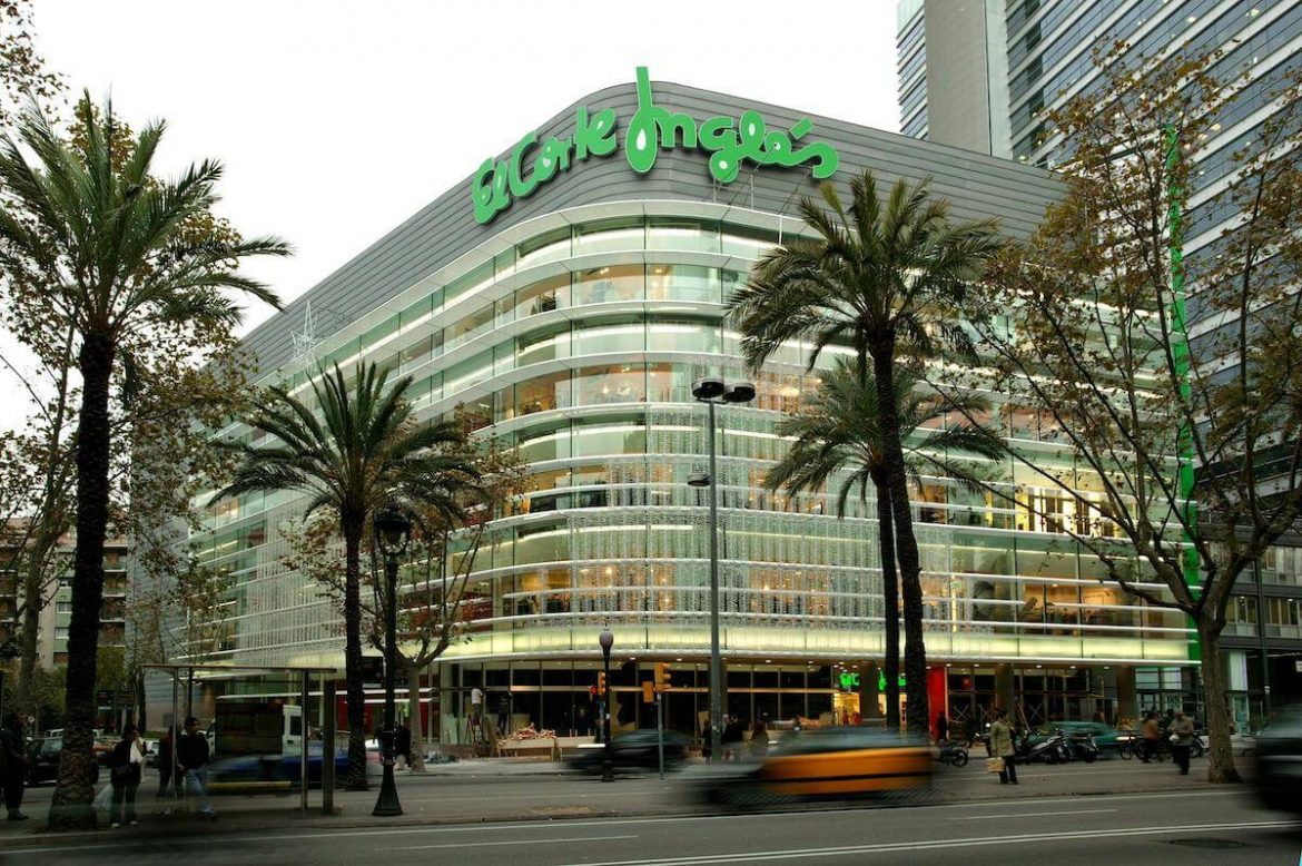El vestido midi camisero de El Corte Inglés por 19 euros que querrás usar en todos tus eventos de verano