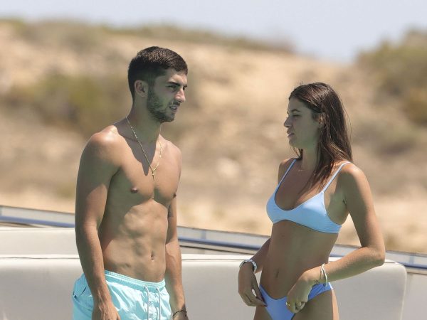 ferran torres sira martinez 1660037703 Merca2.es