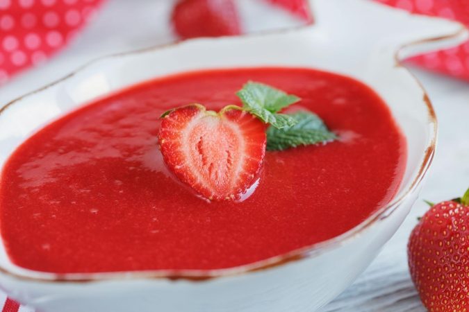 No solo tomate: las otras recetas de gazpacho tan ricas como la original 35 Merca2.es fresa Merca2.es