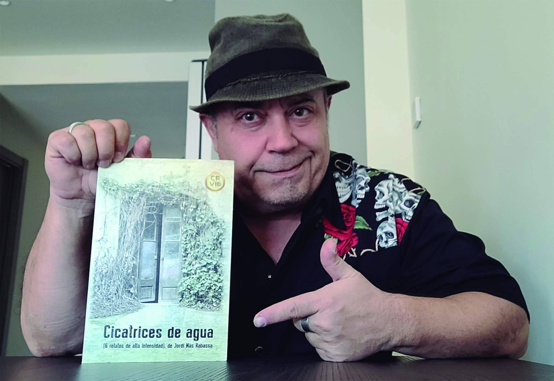 ‘Cicatrices de agua’, un conjunto de seis relatos que muestra las luces y sombras de todo ser humano, publicado por Jordi Mas Rabassa