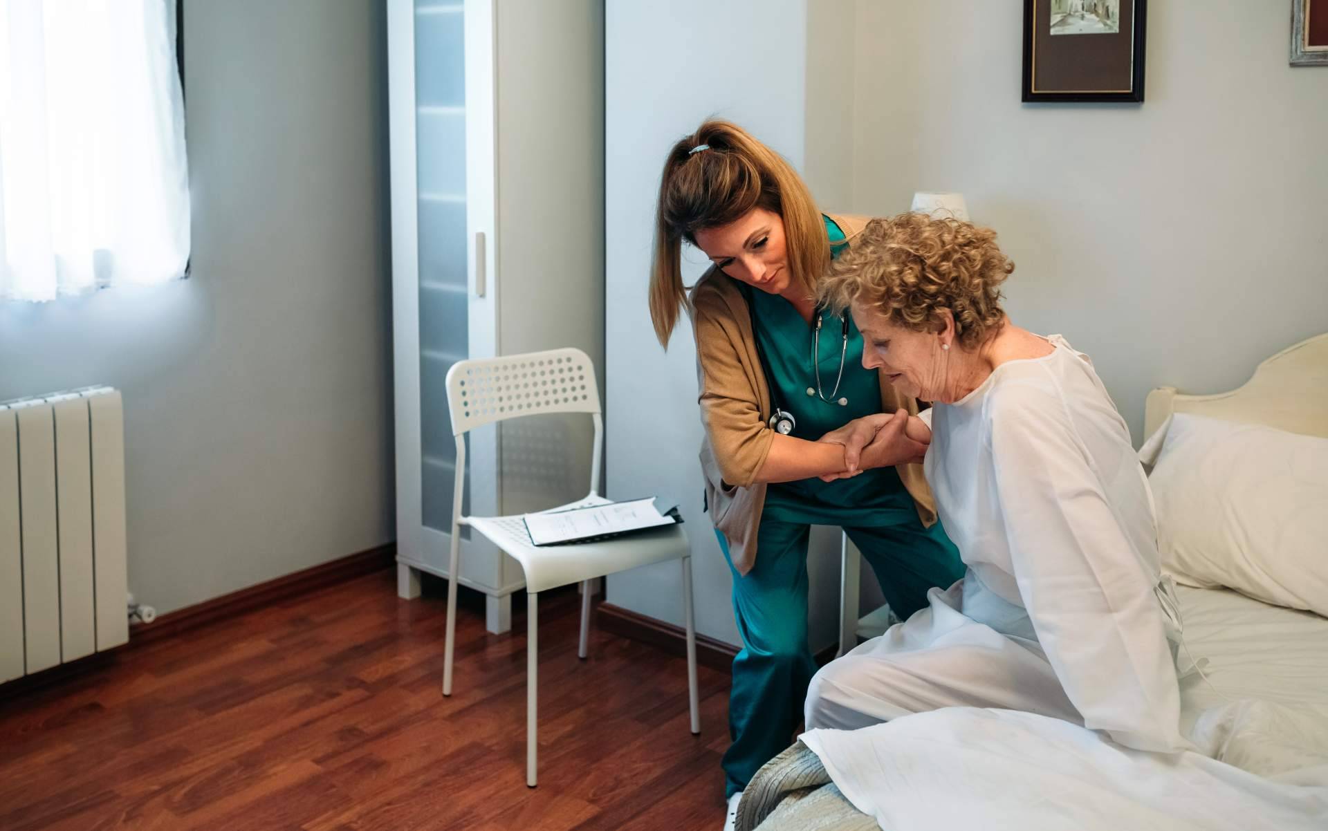 Los cursos oficiales de atención sociosanitaria de Carpe Diem