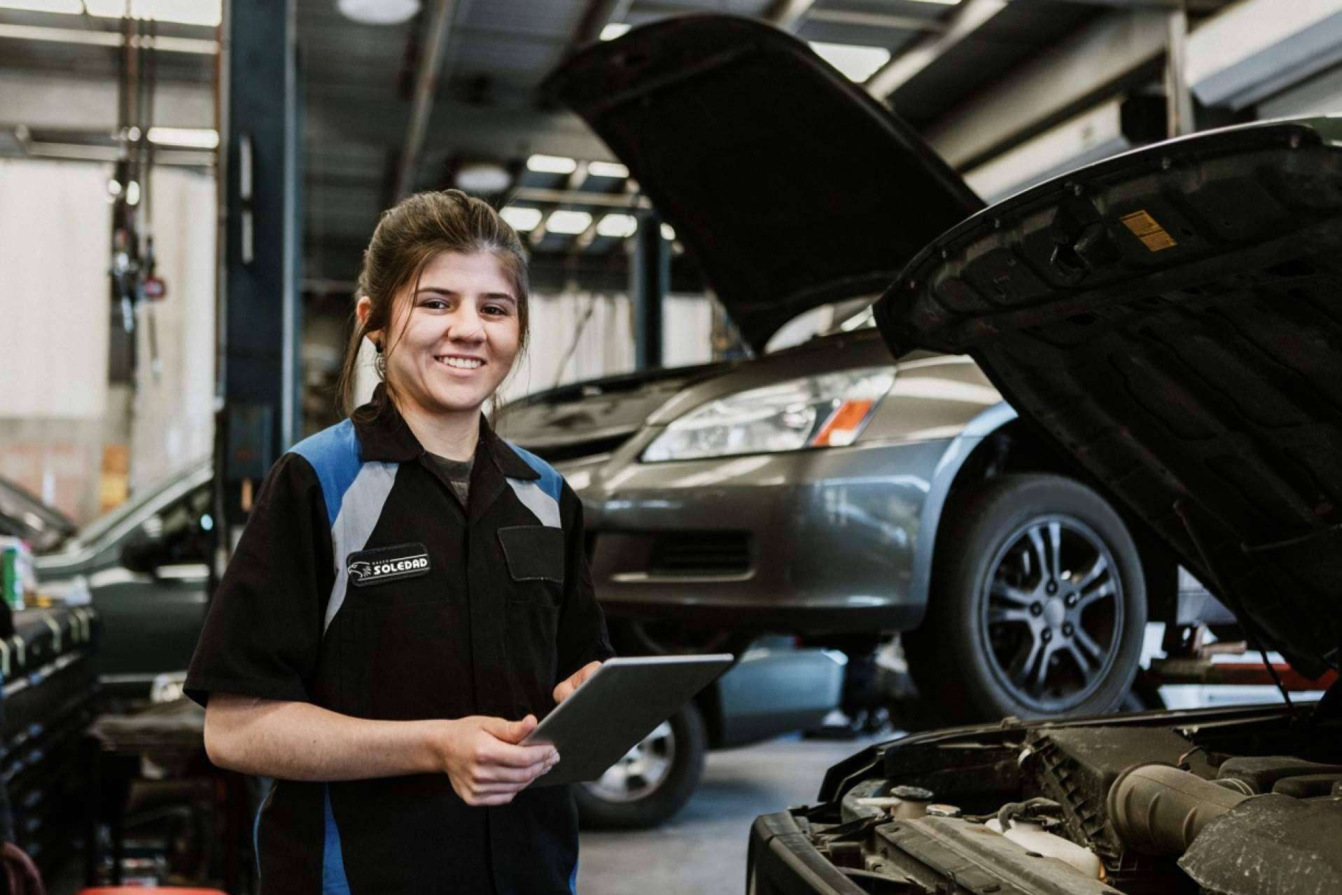 La importancia de hacer una revisión al coche antes de acudir a la ITV