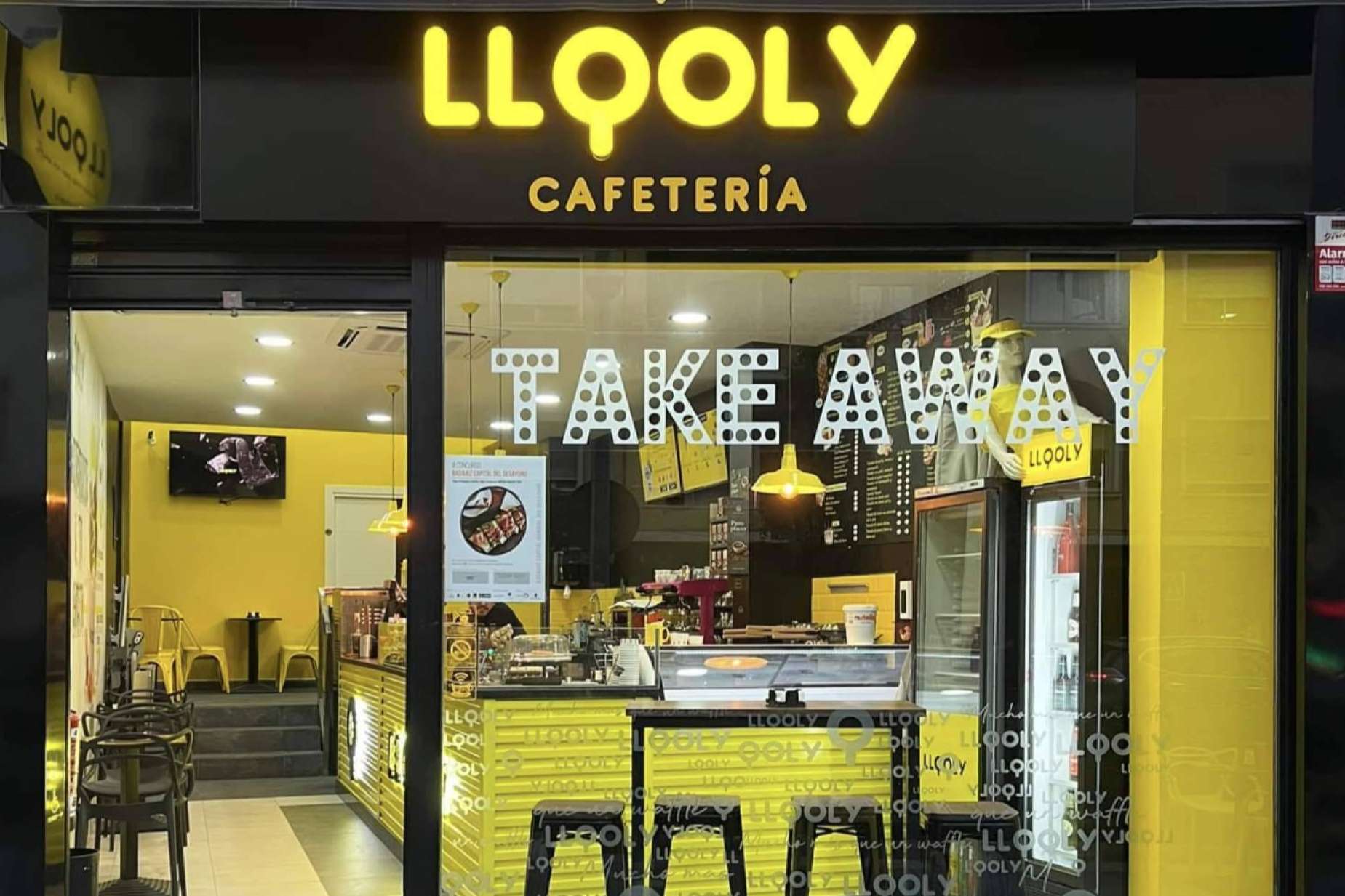 El helado de moda de Llooly, Ice Roll