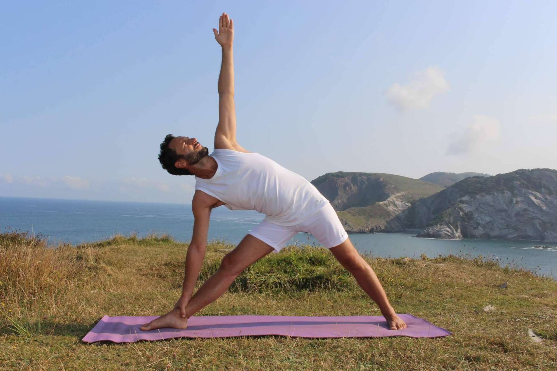 ¿Dónde acceder a formación de profesores de yoga integral y curso de actualización de profesores de yoga? Escuela Mahashakti