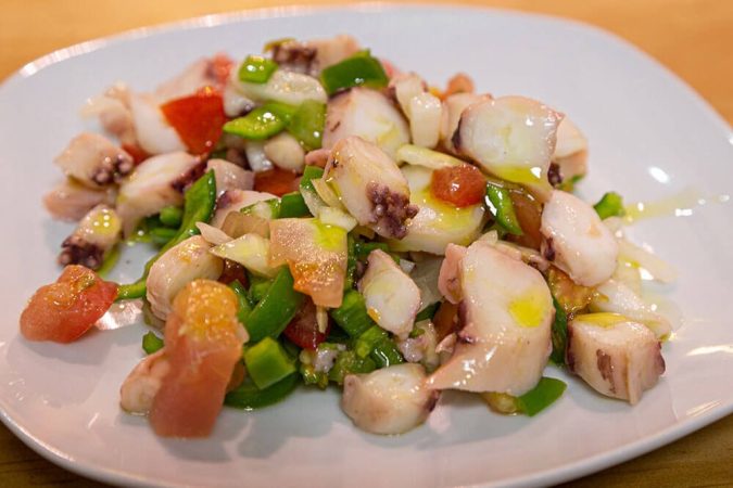 El truco de Arguiñano para hacer un salpicón de marisco que quita el sentido 27 Merca2.es salpi tapa Merca2.es