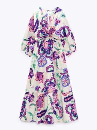 Este vestido holgado de Zara rejuvenece y estiliza a los 50 y está a punto de agotarse 45 Merca2.es Combina con toda clase de accesorios y zapatos