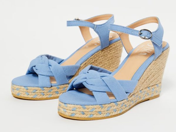 ¿Cómo combinar tus alpargatas este verano?