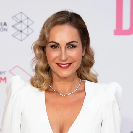 Vestido halter schiena scoperta