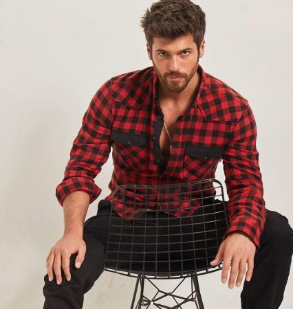 Can Yaman 4 Merca2.es