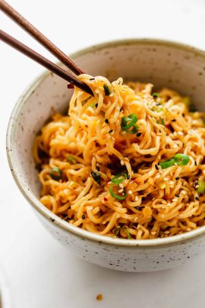 Los chili noodles son una comida muy versátil
