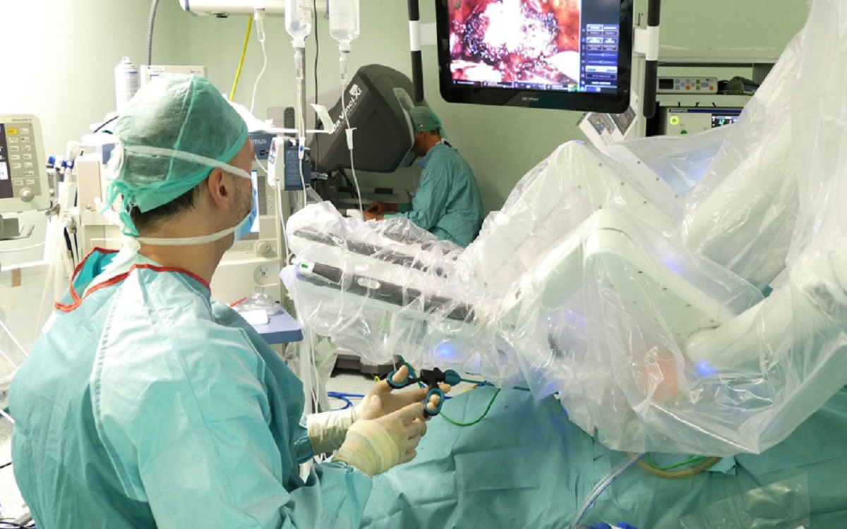 Avances en la cirugía robótica de columna vertebral: Mayor precisión y mejor recuperación