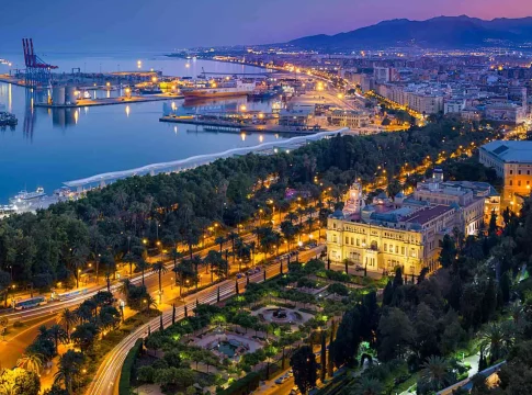 Los hoteles de la Costa del Sol bajan precios un 25% en junio ante la caída inesperada de reservas Los hoteles de la Costa del Sol bajan precios un 25% en junio ante la caída inesperada de reservas