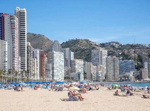 Turismo playa de poniente Benidorm