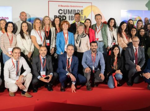 FOTO GRUPO 1 editada