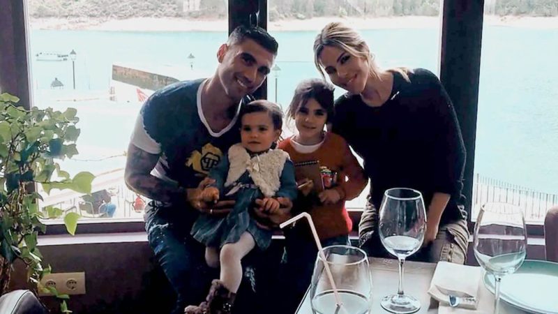 José Antonio Reyes y sus hijas