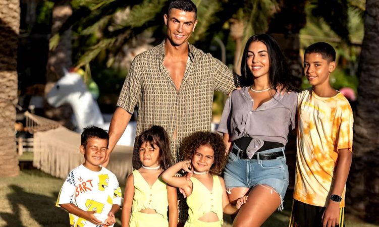La familia de Cristiano Ronaldo