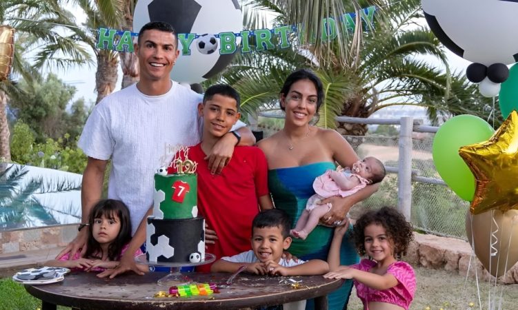 La familia de Cristiano Ronaldo