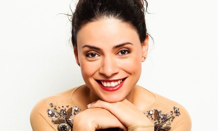 Todos juntos y felices