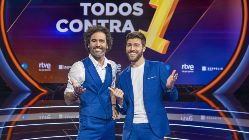 Los presentadores de 'Todos contra uno'