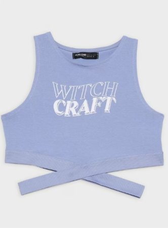 Dale un toque de color a tus looks con estas bermudas y otras prendas de El Corte Inglés perfectas para los días más calurosos 4 Merca2.es Top de mujer cut out con dibujo frontal el corte ingles