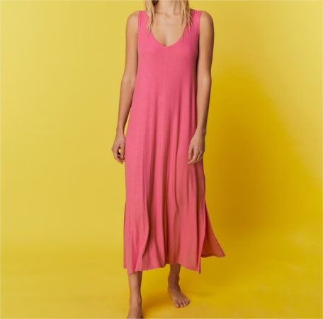 El vestido de Sfera que causa sensación y que arrasa en El Corte Inglés esta temporada 1 Merca2.es Vestido midi canalé el corte ingles